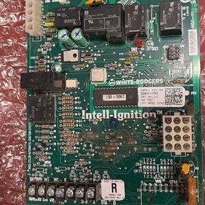D341418P01 TRANE White Rodgers 50M61-495-05 Furnace Control Board USED